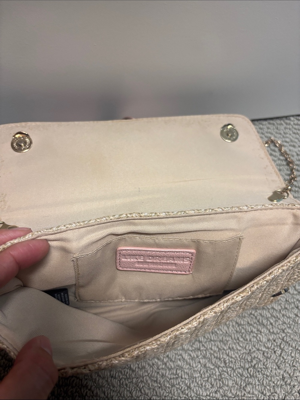 Straw Clutch Wristlet with Pink Bow and Gold Chain - Picture 2 of 5